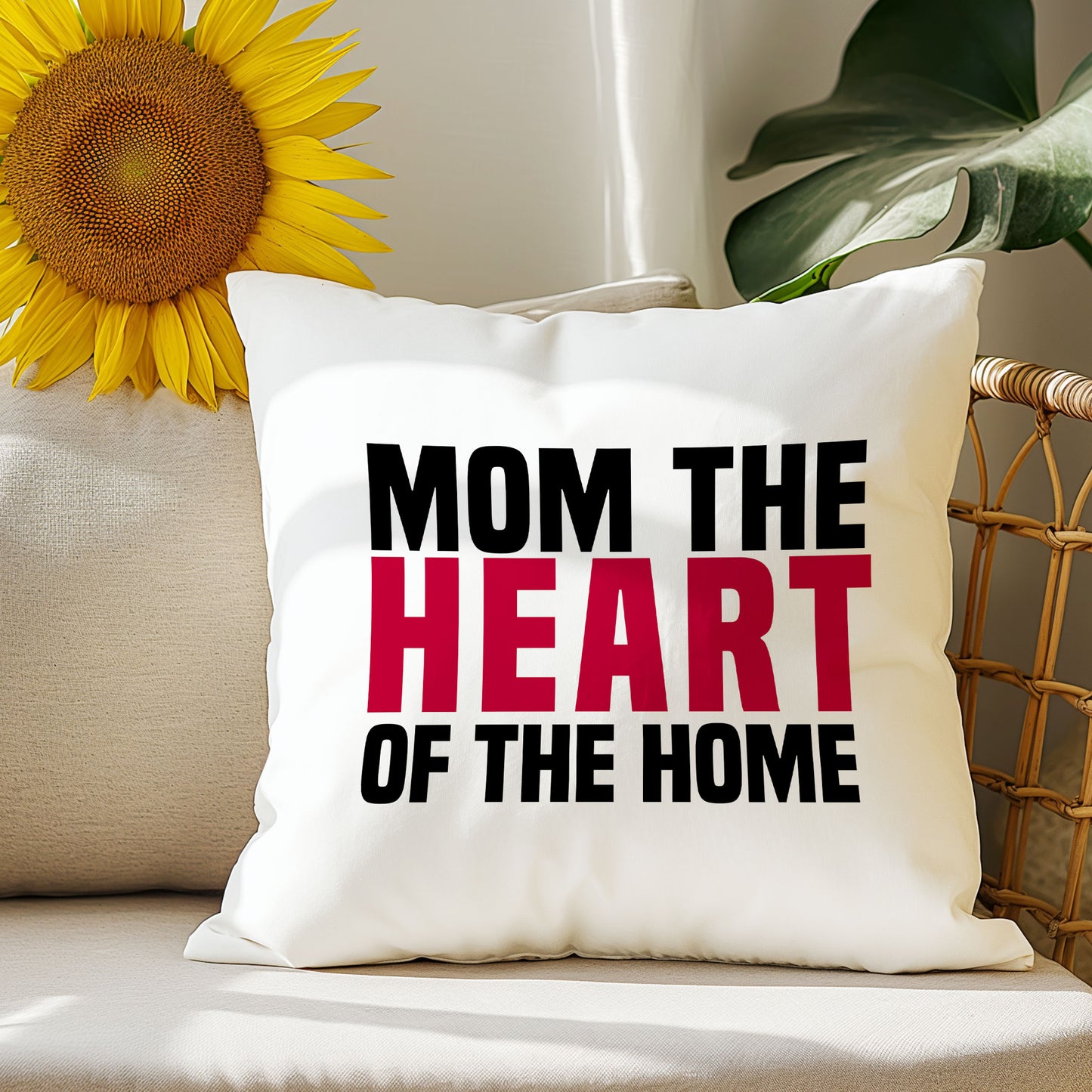 mom-the-heart-of-the-home-baskili-anneler-gunu-hediyelik-elyaf-dolgulu-dekoratif-yastik