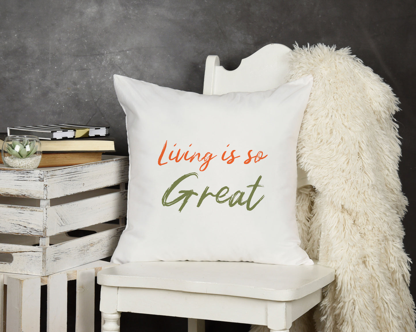 living-ıs-so-great-baskili-motivasyon-hediyelik-elyaf-dolgulu-dekoratif-yastik