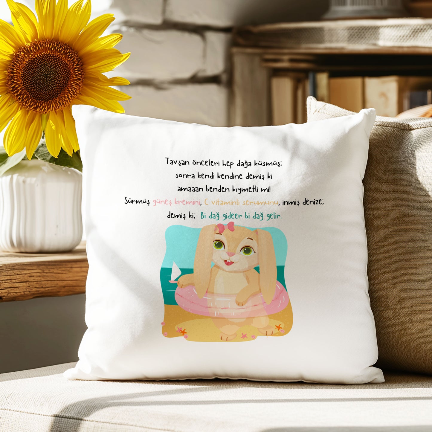 tavsan-daga-kusmus-baskili-komik-hediyelik-elyaf-saten-dekoratif-yastik
