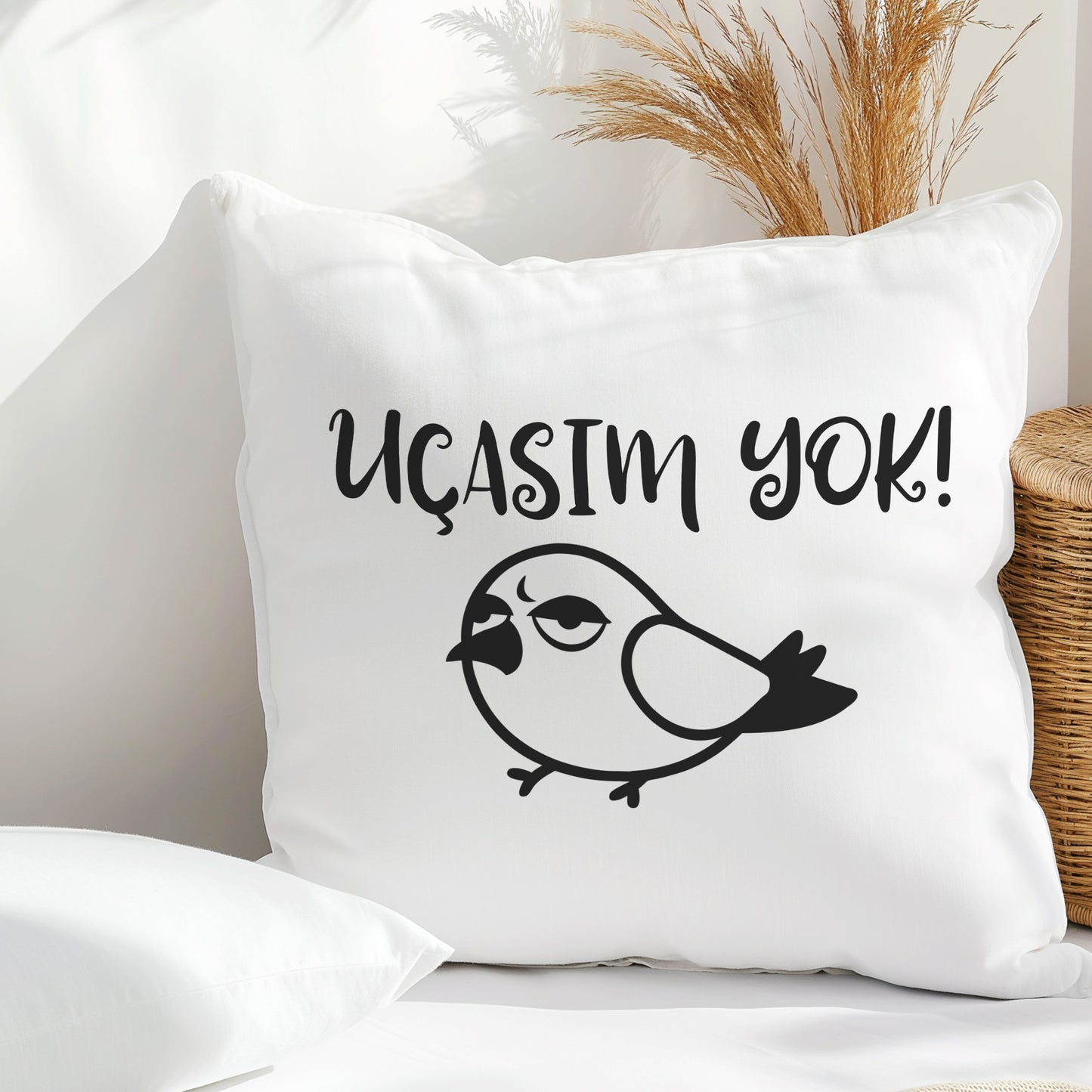 ucasim-yok-baskili-komik-hediyelik-elyaf-saten-dekoratif-yastik