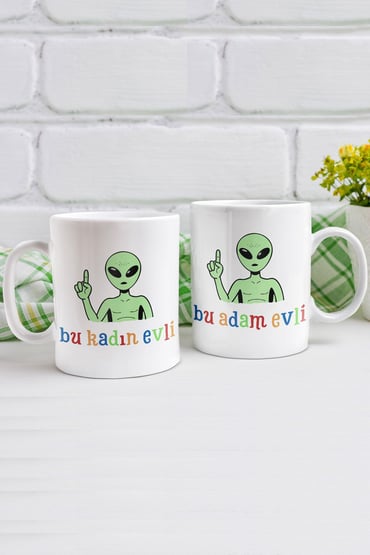 Bu Adam/Kadın Evli-Uzaylı Baskılı Sevgili, Eş, Çift, Karı-Kocaya Hediyelik 2 Beyaz Kupa Bardak-İkili