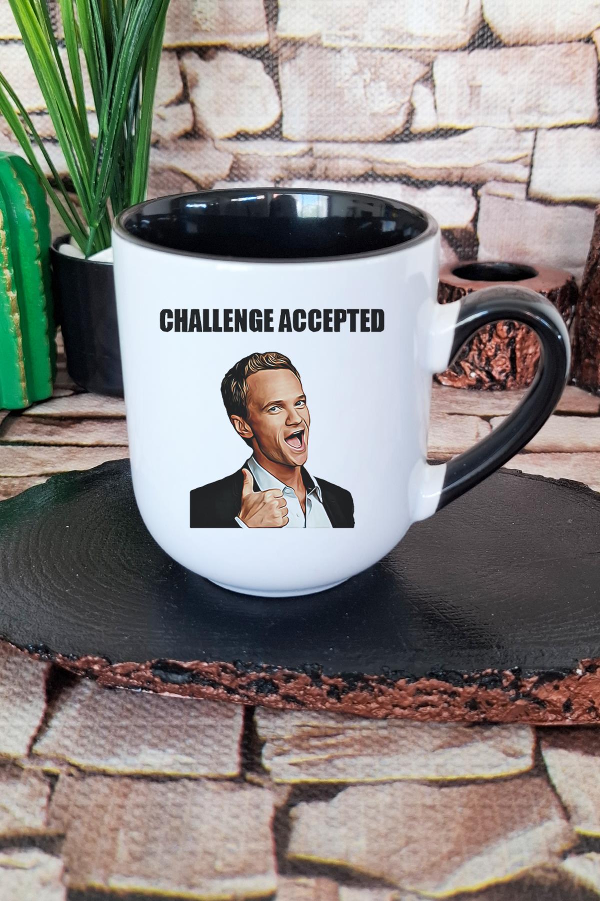 Challenge Accepted Barney Stinson Hımym Baskılı İçi ve Kulpu Siyah Renkli Premium Kupa Bardak