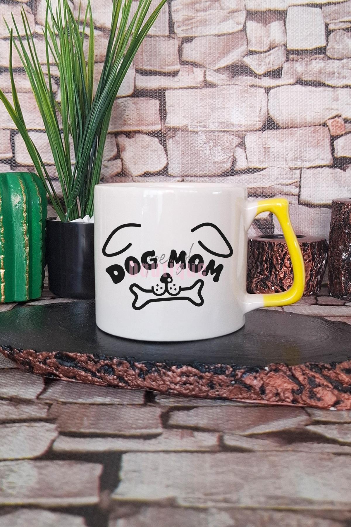 Dog Mom Baskılı Köpeksever Hediyelik Kulplu Kupa Bardak