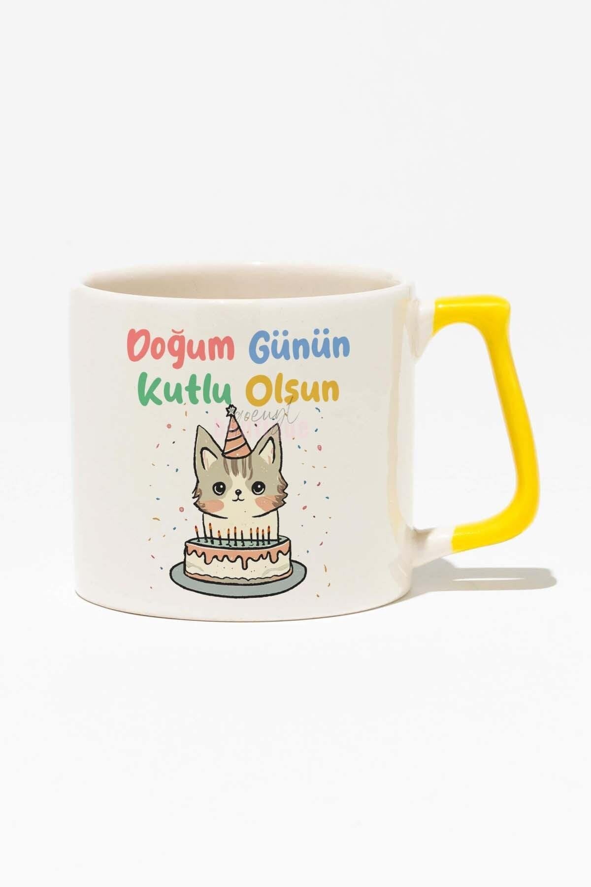 Doğum Günü İsme Özel Kişiselleştirilebilir Hediyelik Baskılı Sarı Kulplu Modern Seramik Kupa