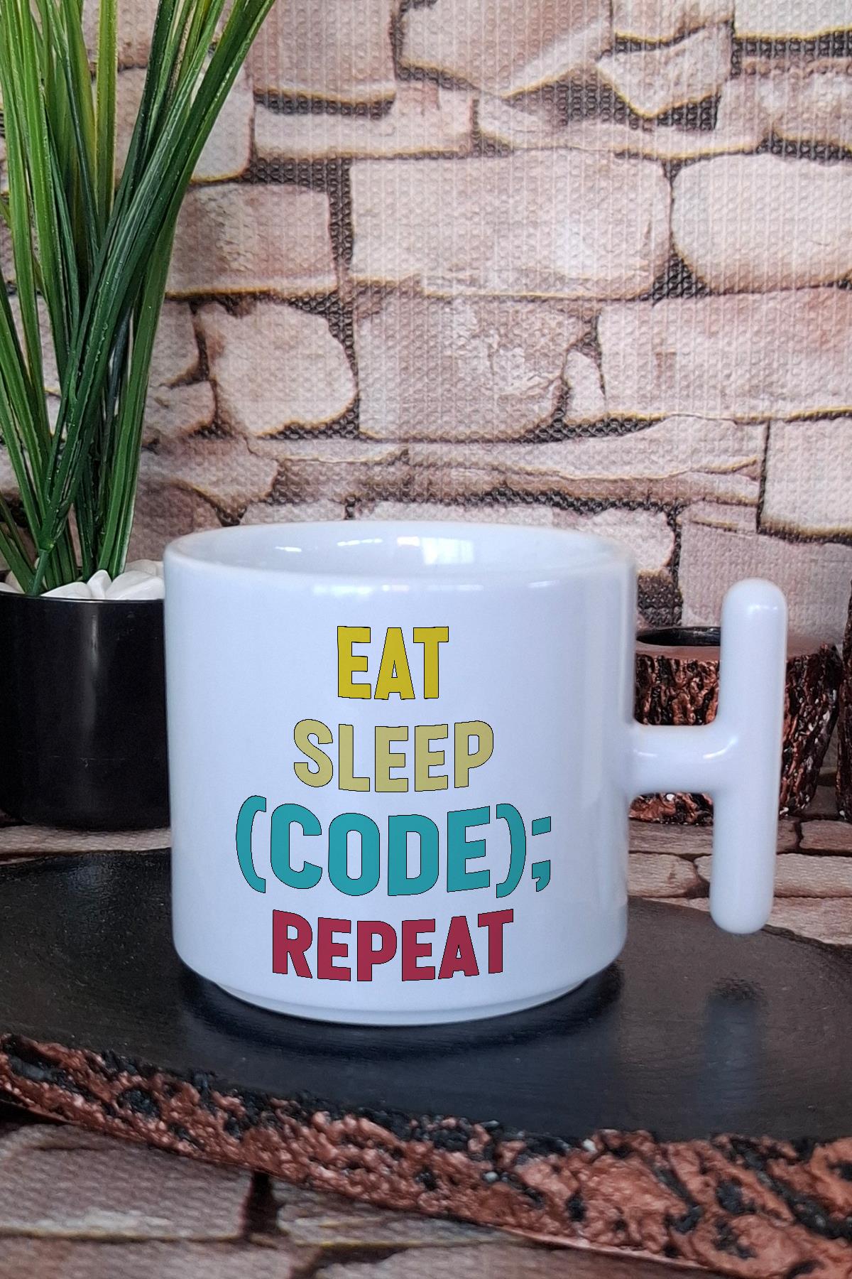 Eat Sleep Code Repeat Baskılı Yazılımcı Hediyelik Baskılı T Kulplu Latte Fincanı Kupa Bardak