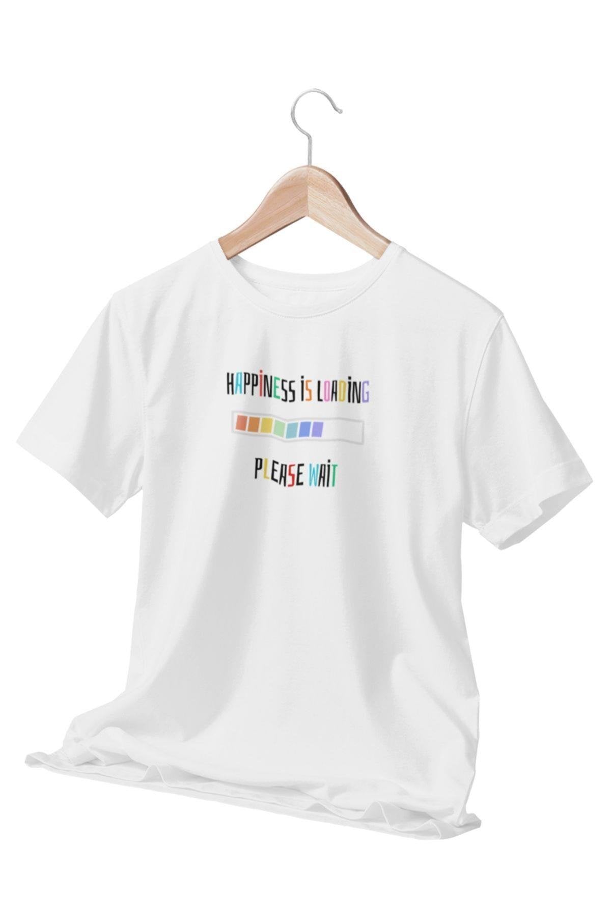 Happiness İs Loading Temalı Beyaz T-Shirt