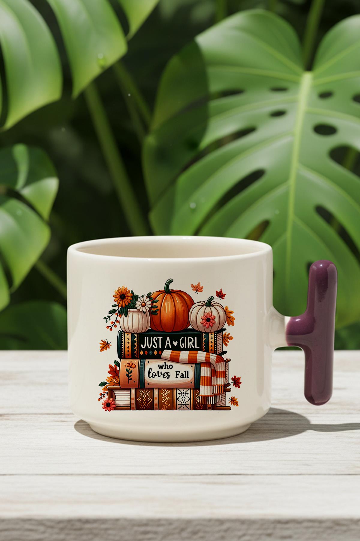 Just a Girl Who Loves Fall Baskılı Hediyelik T Kulplu Latte Fincanı Kupa Bardak