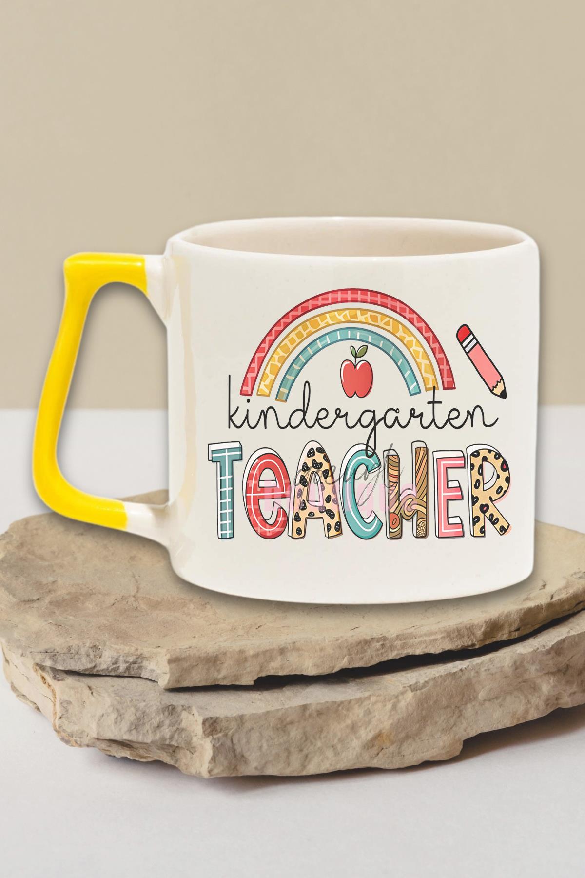 Kindergarten Teacher Temalı Anaokulu Öğretmeni Hediyelik Kulplu Kupa Bardak