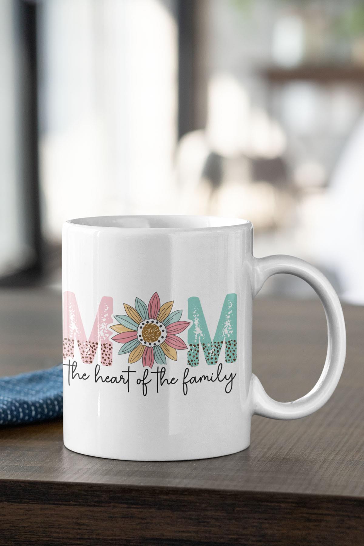 Mom Heart Of The Family Baskılı Anneler Günü Doğum Günü Anneye Hediye Kupa Bardak