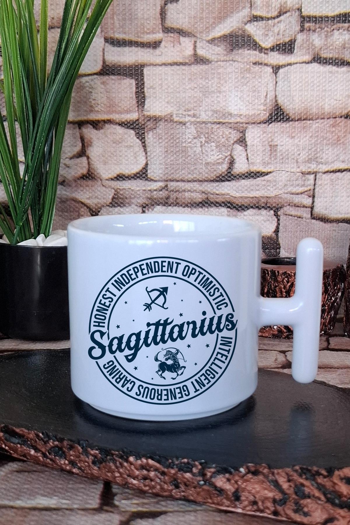 Sagittarius Traits Baskılı Yay Burcu Hediyelik Baskılı T Kulplu Latte Fincanı Kupa Bardak