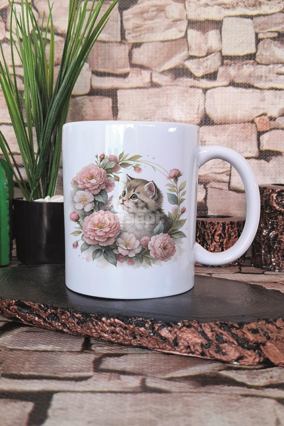Sevimli Kedi Ve Çiçek Temalı No: 1 Hediyelik Baskılı Çay Kahve Sunum Kupa Bardak
