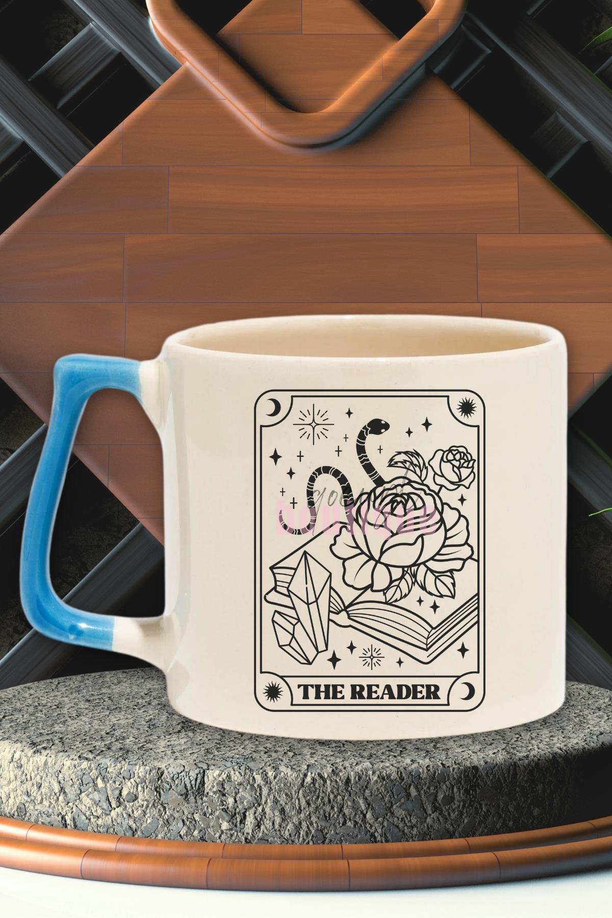 The Reader Temalı Klasik Okuyucu Kitap Sever Hediyelik Kulplu Kupa Bardak