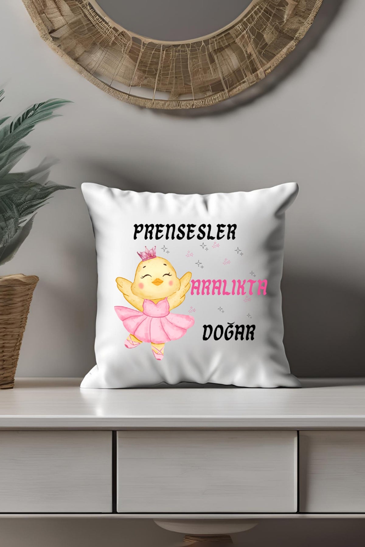 prensesler-ocakta-dogar-baskili-hediyelik-saten-mini-dekoratif-yastik