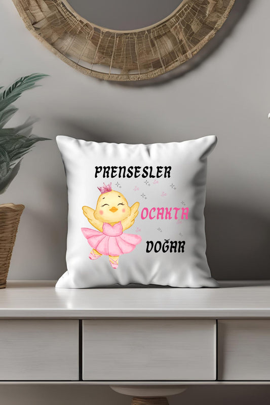 prensesler-bu-ayda-dogar-baskili-hediyelik-saten-mini-dekoratif-yastik
