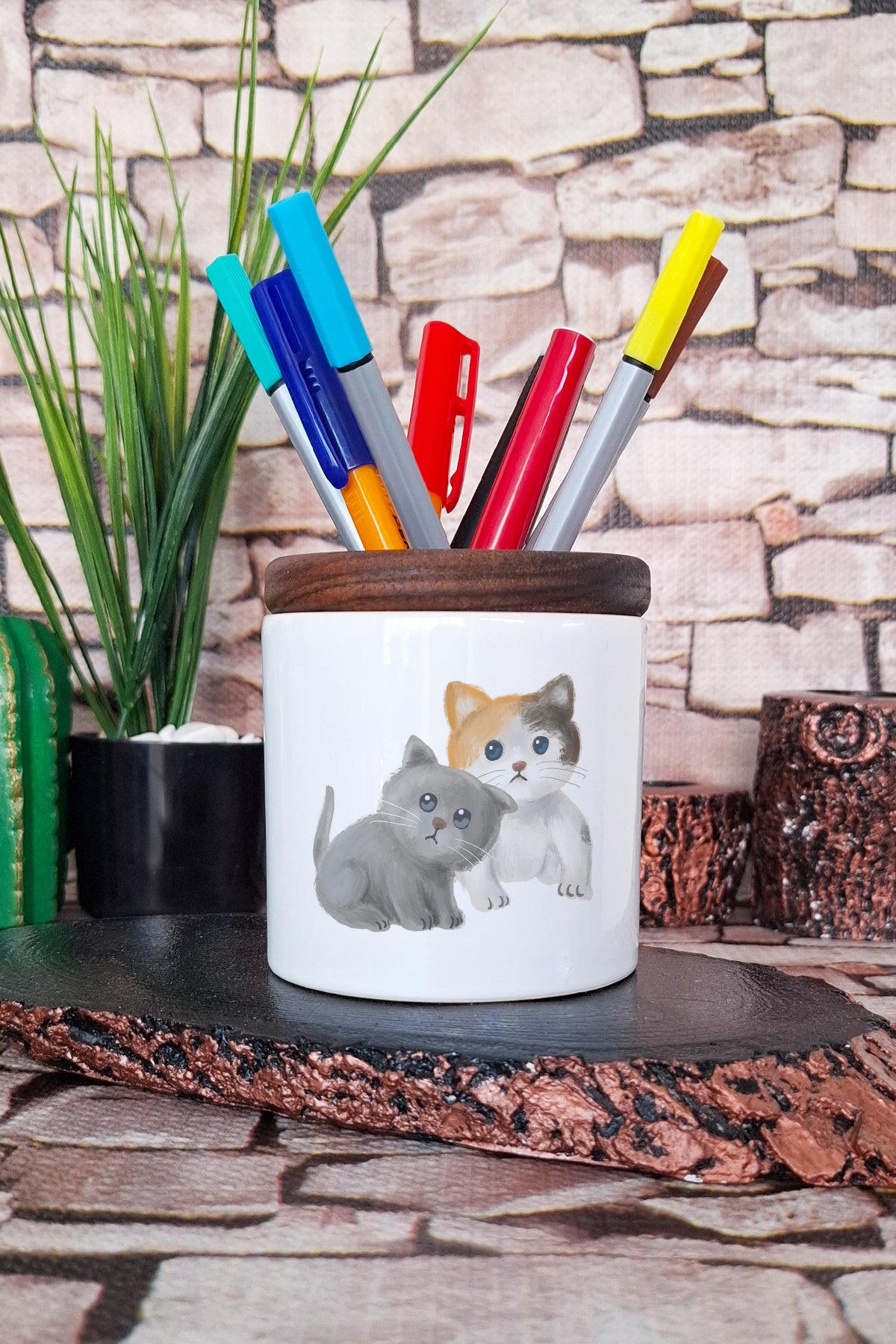 Masum Kedi tasarımlı seramik kalemlik