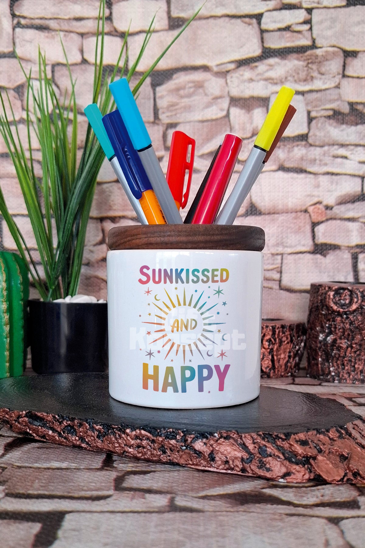 The Pool Is My Happy Place tasarımlı seramik kalemlik