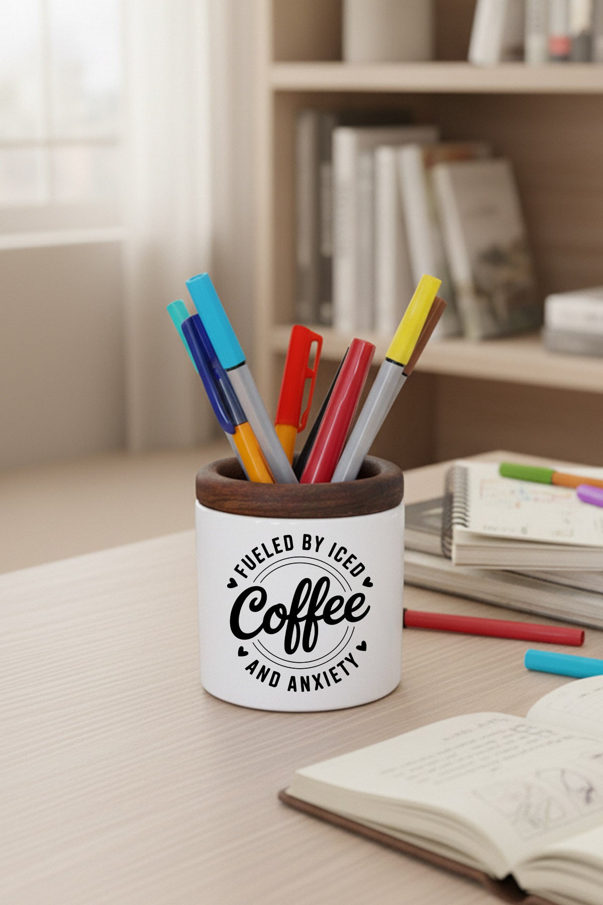 Fueled By Coffee tasarımlı seramik kalemlik