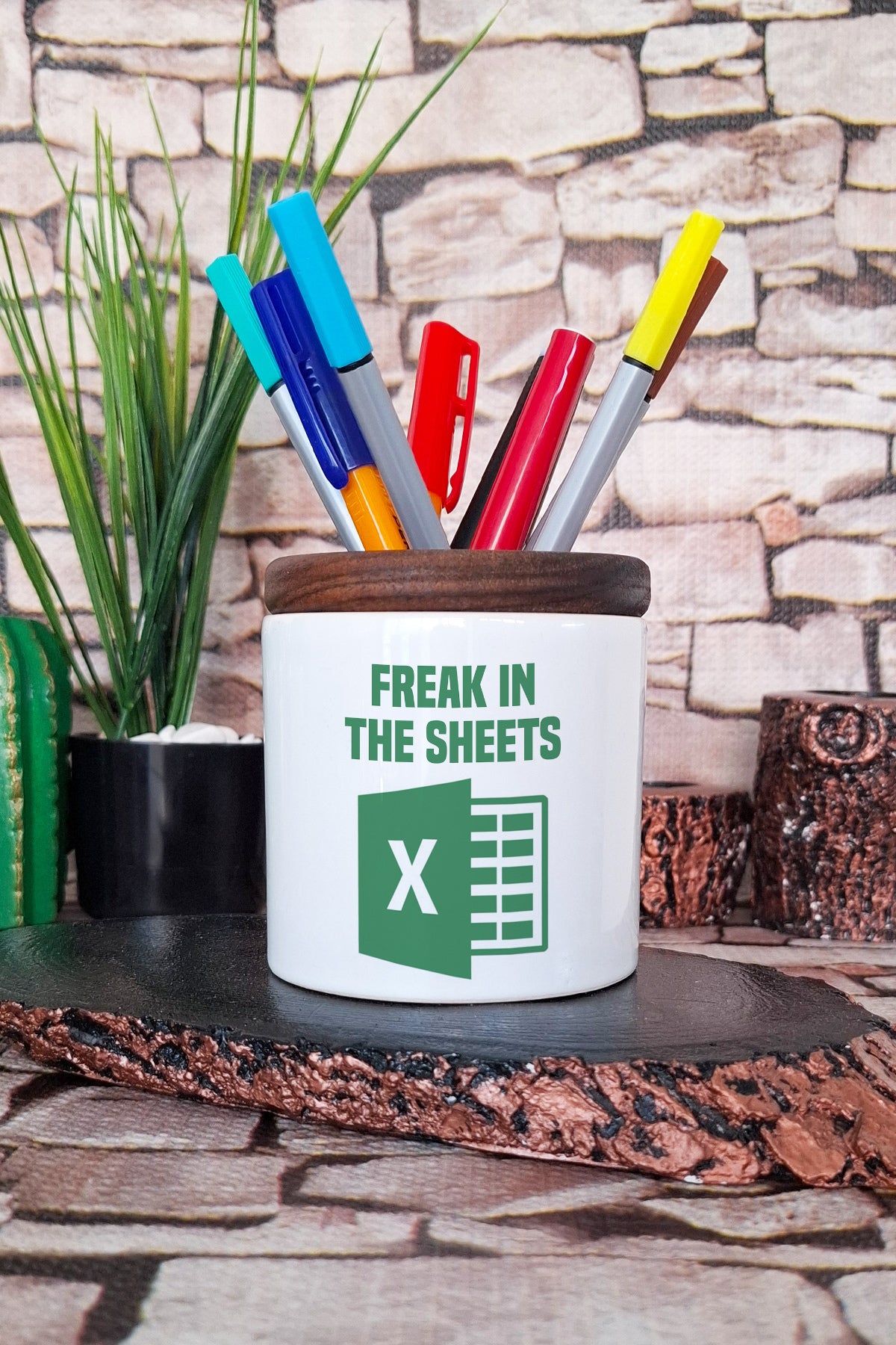 Freak In The Sheets Muhasebe Excel Hediye tasarımlı seramik kalemlik