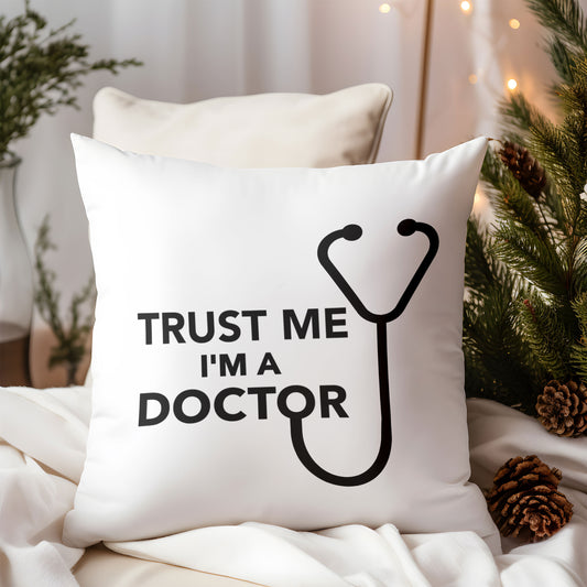 trust-me-ı'm-a-doctor-doktor-baskili-elyaf-dolgulu-hediyelik-yastik