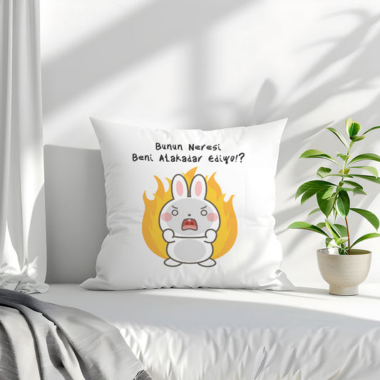 bunun-neresi-beni-alakadar-ediyor-baskili-komik-hediyelik-elyaf-saten-dekoratif-yastik