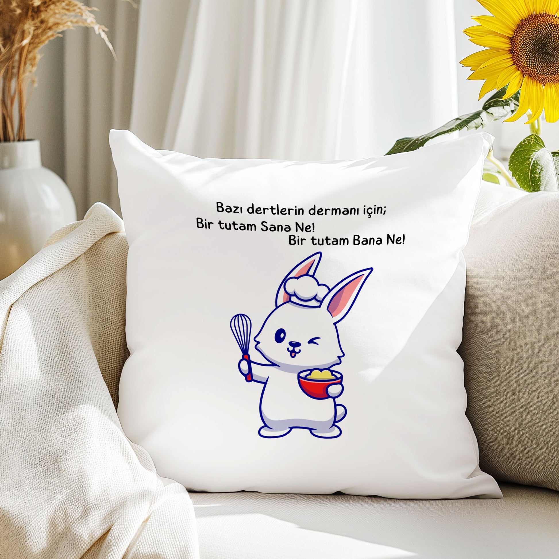bazi-dertlerin-dermani-bir-tutam-sanane-baskili-komik-hediyelik-elyaf-saten-dekoratif-yastik