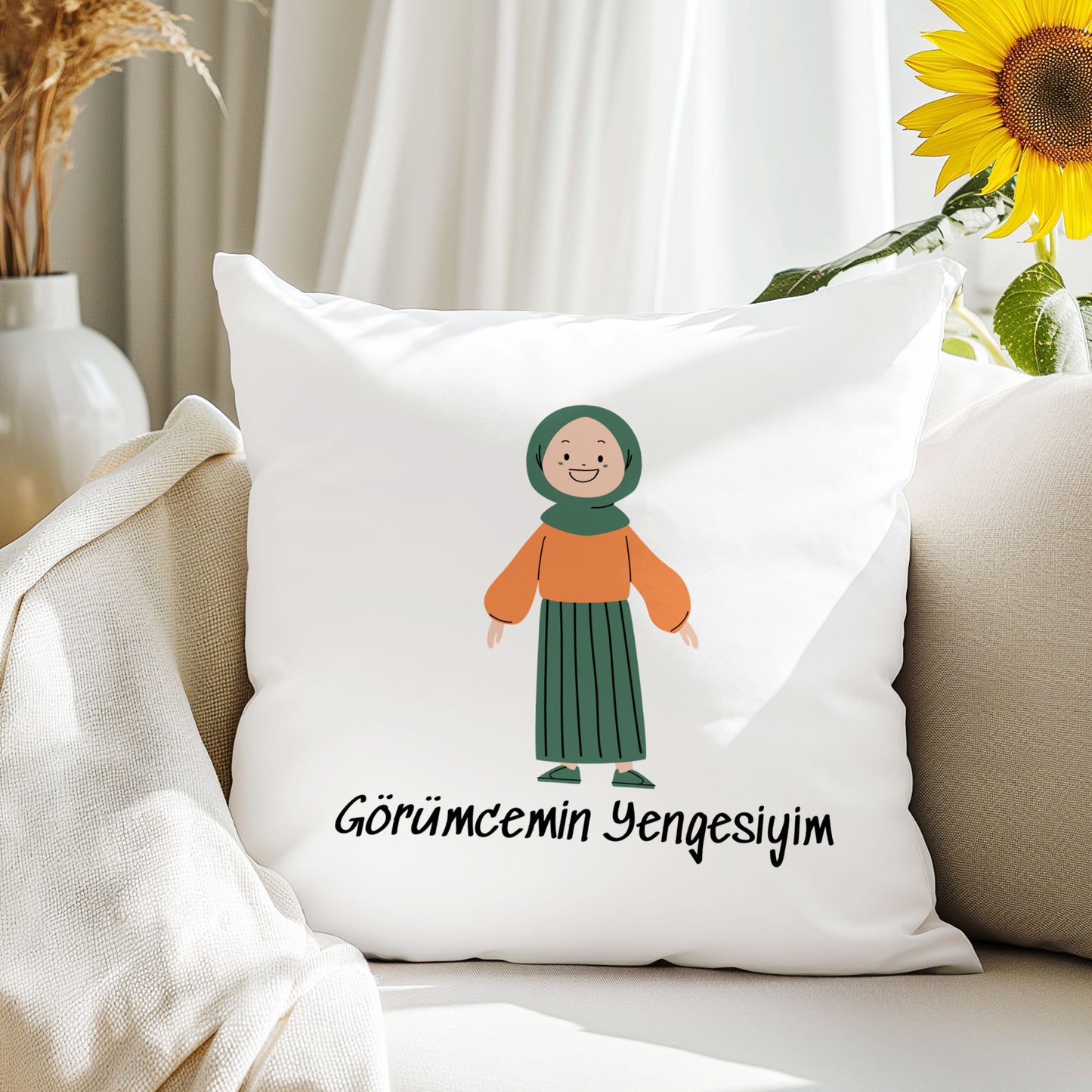 gorumcemin-yengesiyim-baskili-hediyelik-elyaf-saten-dekoratif-yastik