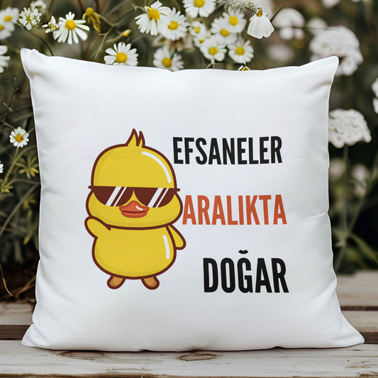 efsaneler-aralikta-dogar-baskili-dogum-gunu-hediyelik-elyaf-saten-dekoratif-yastik
