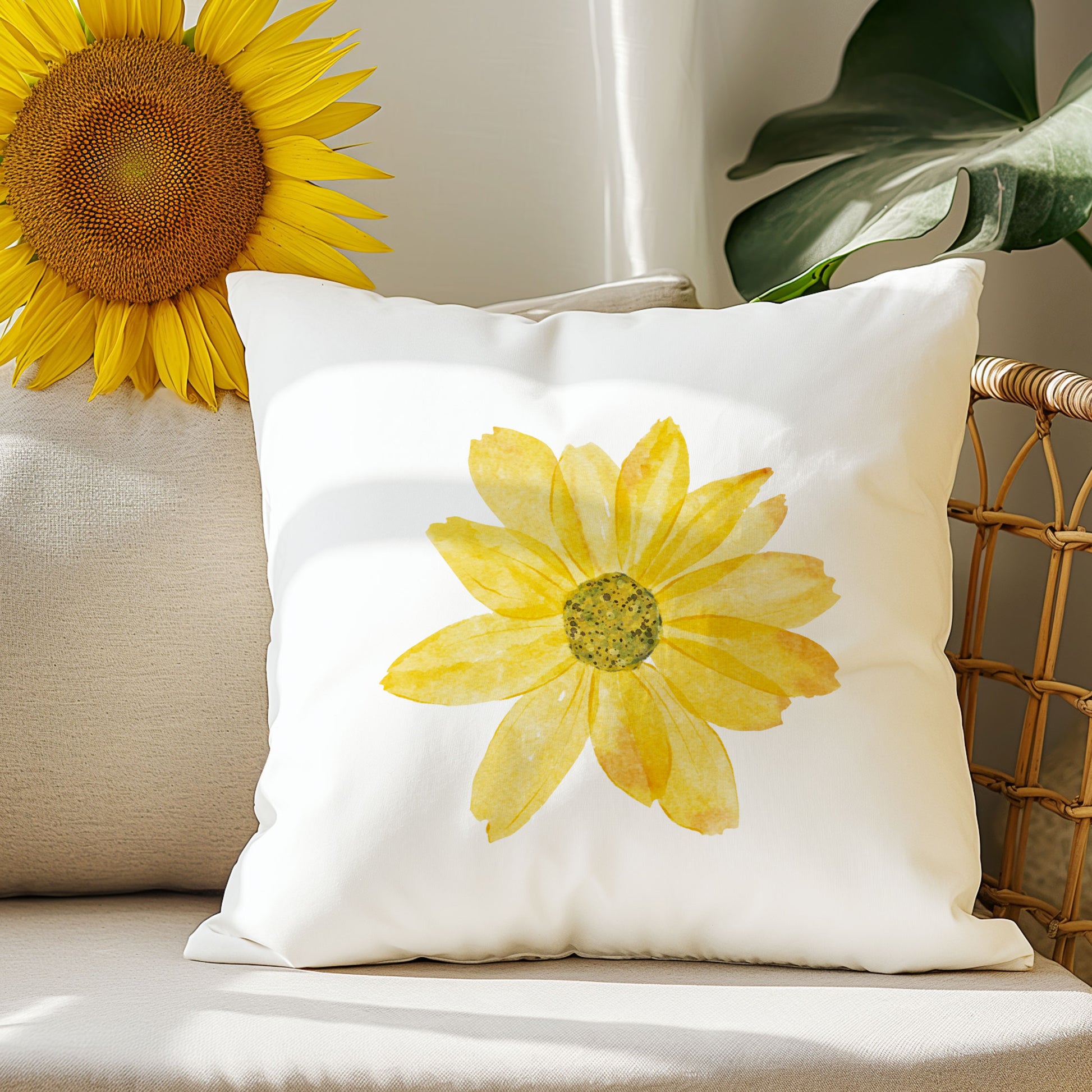 sari-çicek-baskili-hediyelik-elyaf-saten-dekoratif-yastik