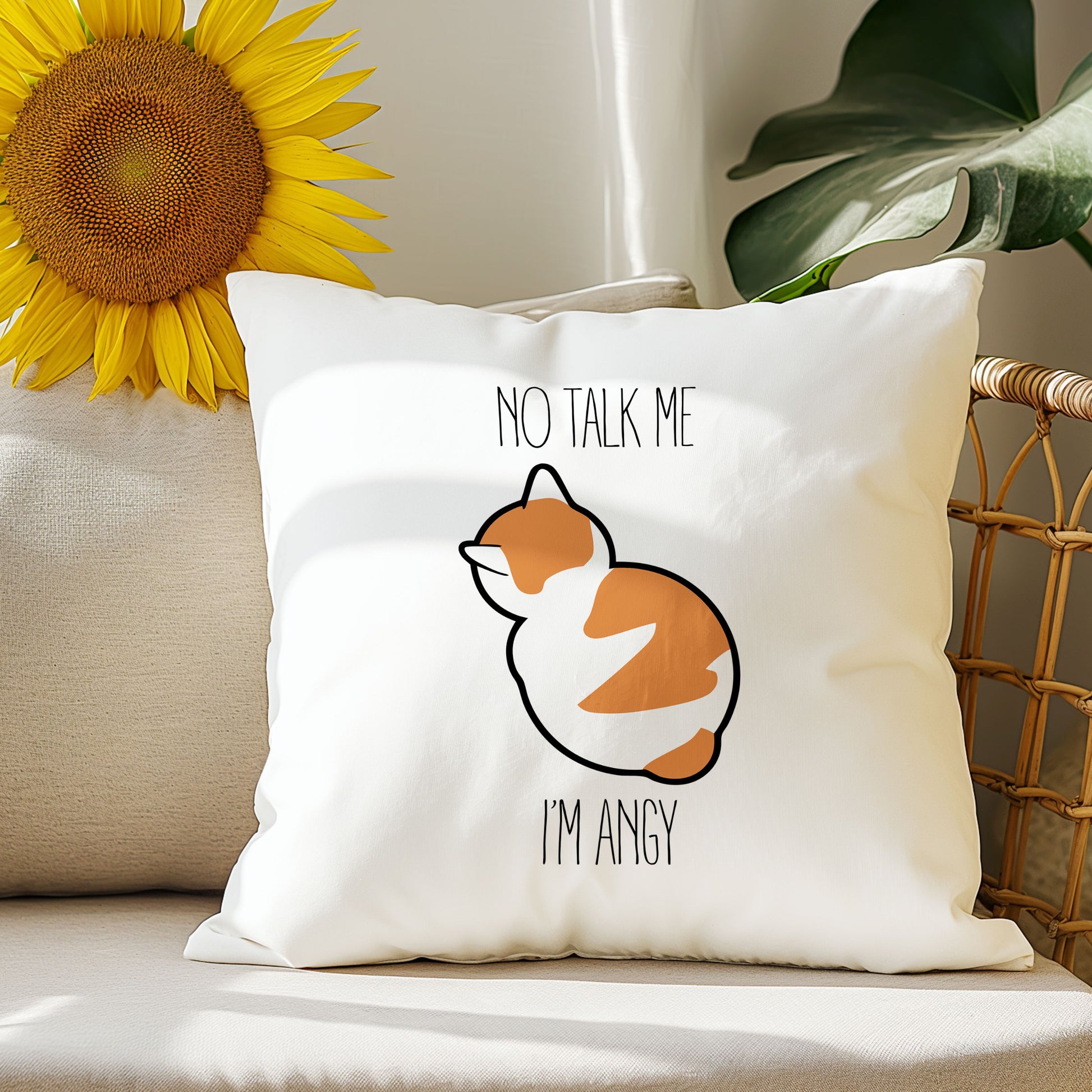 no-talk-me-ı'm-angy-baskili-komik-hediyelik-elyaf-saten-dekoratif-yastik