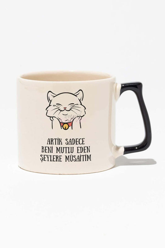 Artık Sadece Beni Mutlu Eden Şeylere Müsaitim Hediyelik Baskılı Siyah Kulplu Modern Seramik Kupa
