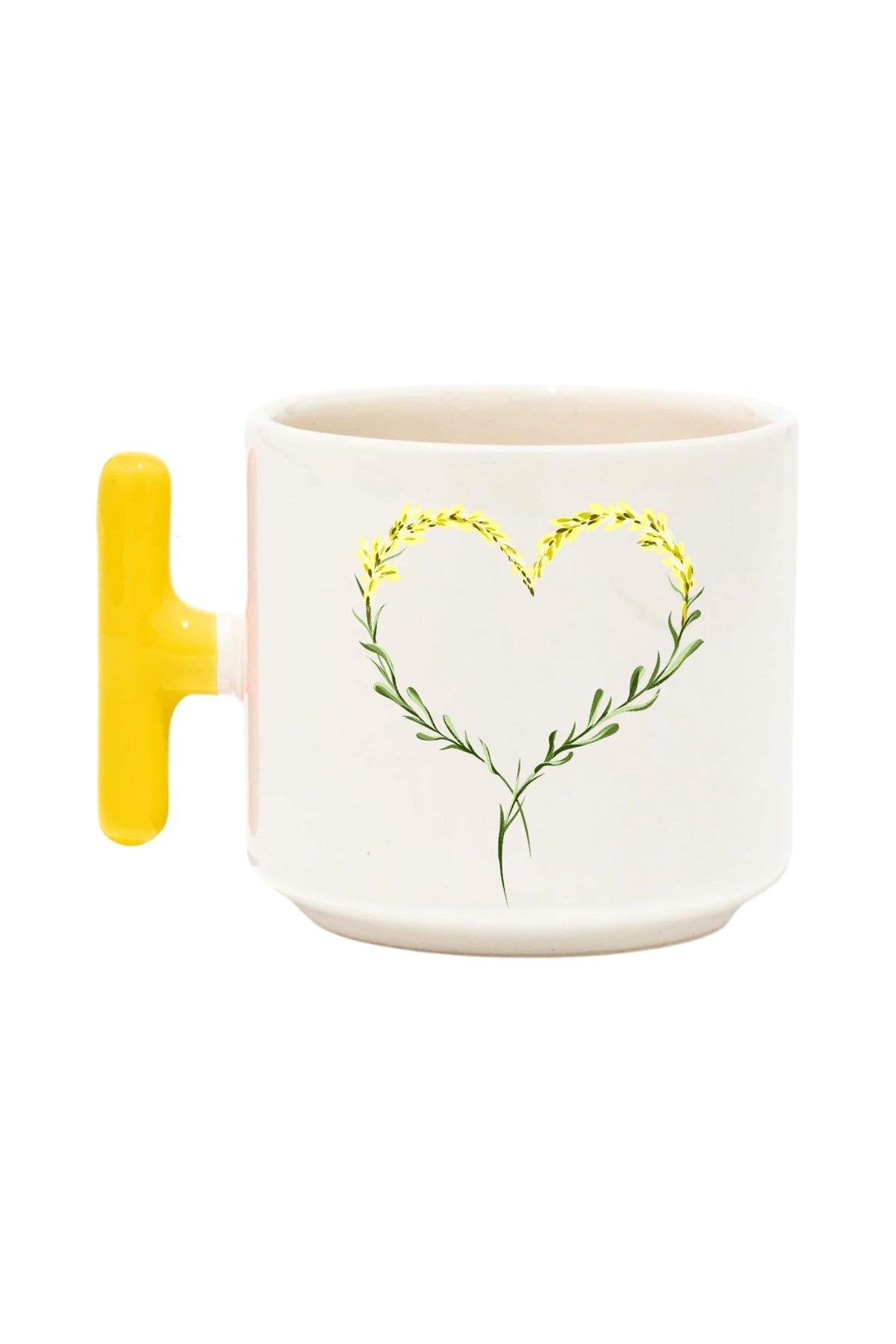 Çiçek Süslemeli Kalp Baskılı Renkli T Kulplu Hediyelik Latte Fincanı Kupa Bardak