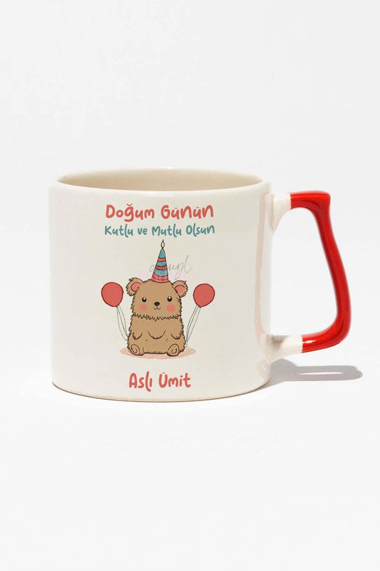Doğum Günü İsme Özel Kişiselleştirilebilir Hediyelik Baskılı Kırmızı Kulplu Modern Seramik Kupa