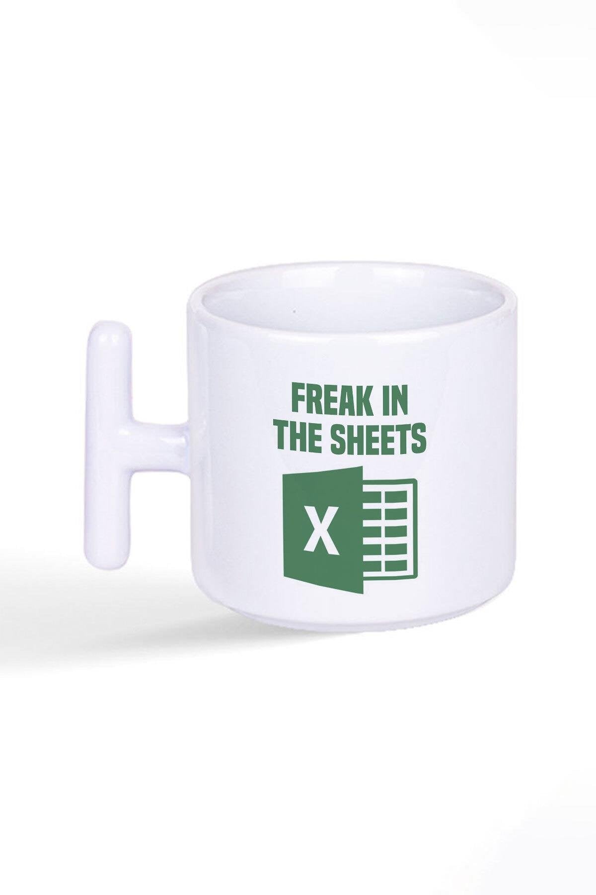 Freak In The Sheets Muhasebe Excel Hediye Baskılı Latte Fincanı T Kulplu Kupa Bardak