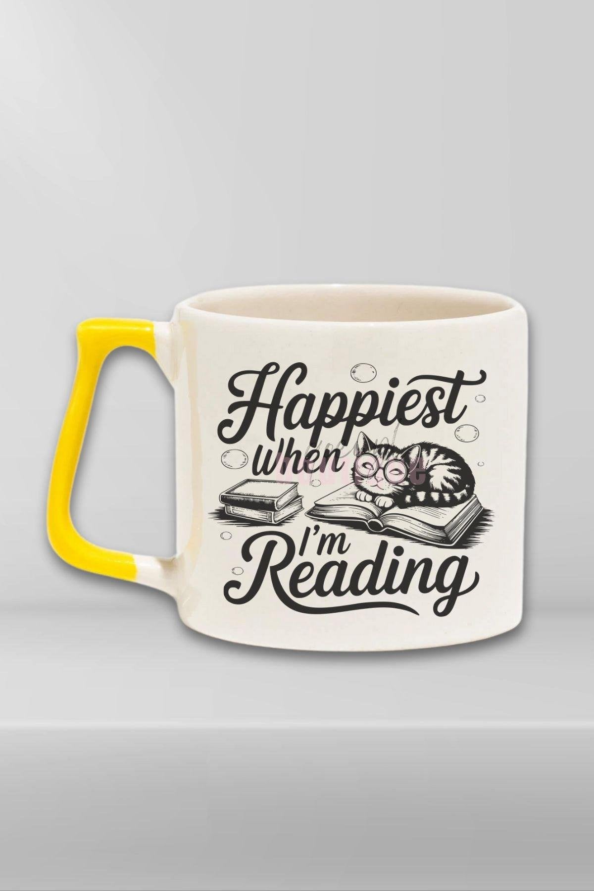 Happiest When I Am Reading Yazılı Kitap Sever Mutluluğu Hediyelik Sarı Kulplu Kupa Bardak
