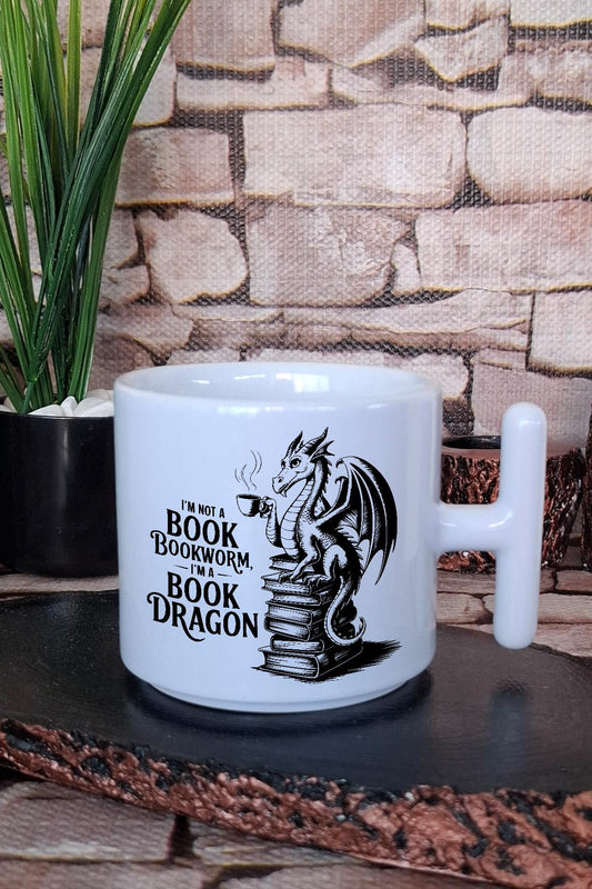 I Am Not A Bookworm I Am A Book Dragon Yazılı Kitap Sever Hediye T Kulplu Latte Fincanı Kupa Bardak