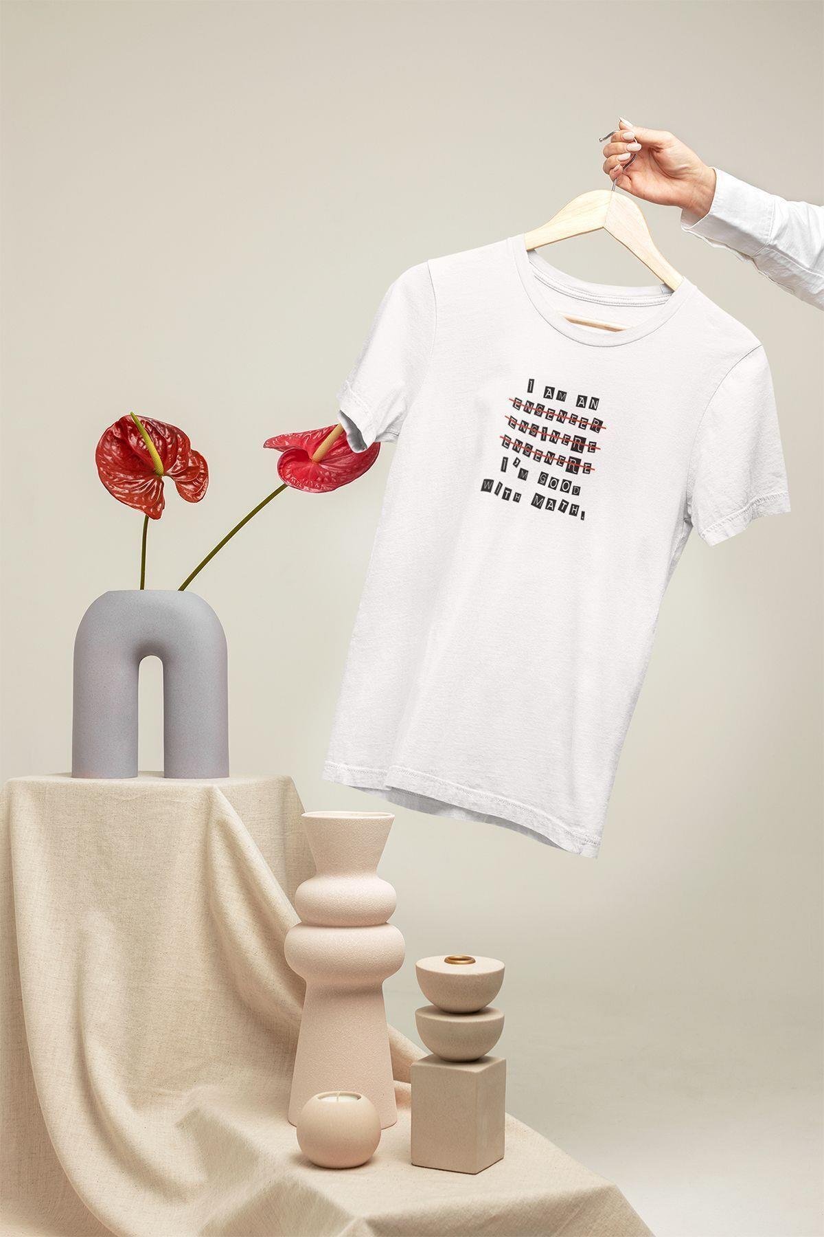 I'm a Engineer Baskılı Yazılımcı Mühendis Eğlenceli Hediyelik Beyaz Unisex T-Shirt