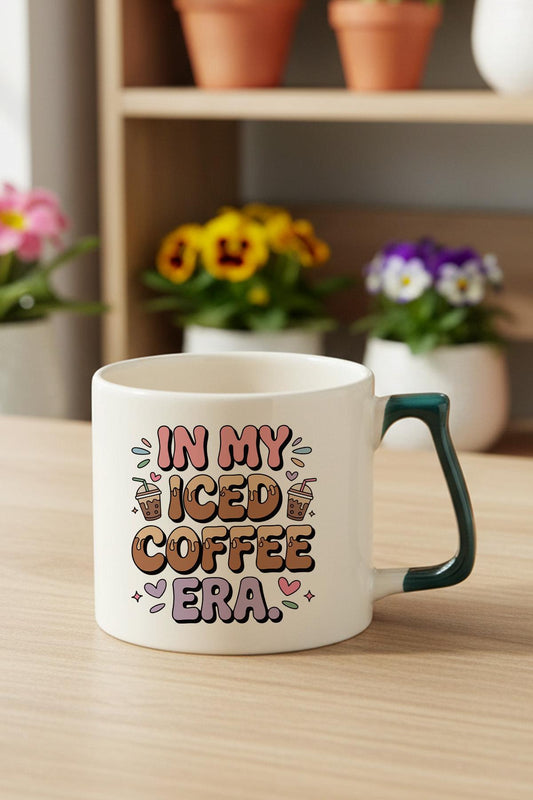 In My Iced Coffee Era Baskılı Yeşil D Kulplu Kupa Bardak