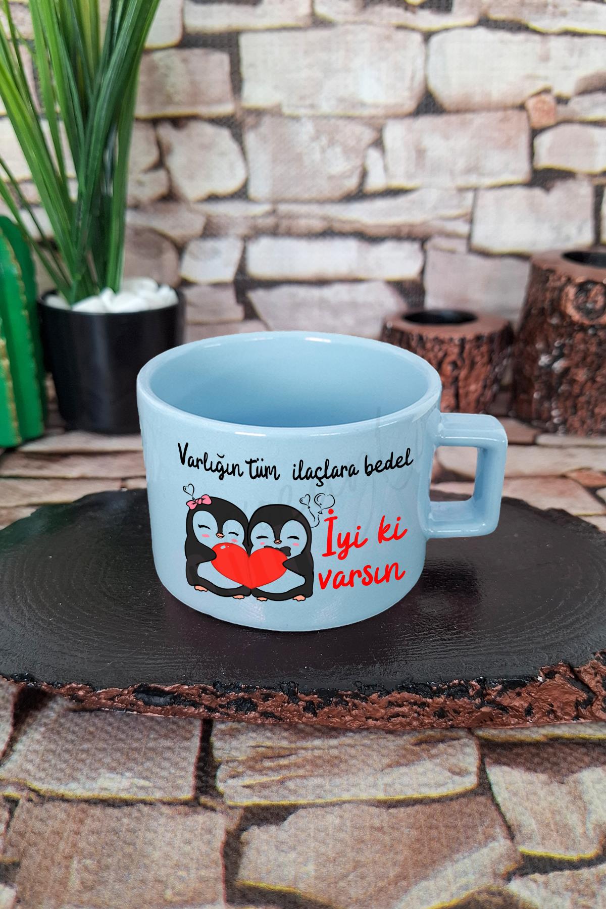İyi ki Varsın-Penguen Baskılı Eş, Sevgili, Arkadaşa Hediyelik Pastel Renkli Dikdörtgen Kulplu Fincan