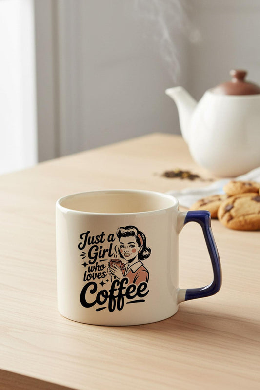 Just A Girl Who Loves Coffee Baskılı Lacivert D Kulplu Kupa Bardak