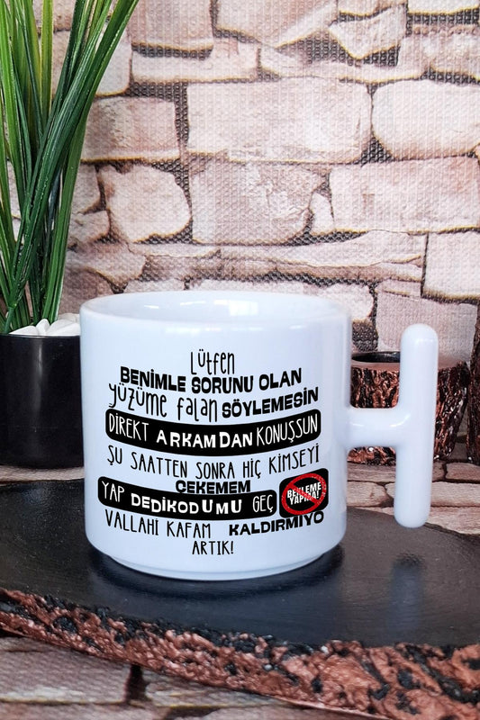 Kafam Kaldırmıyo Baskılı Eğlenceli Komik Hediyelik T Kulplu Latte Fincanı Kupa Bardak