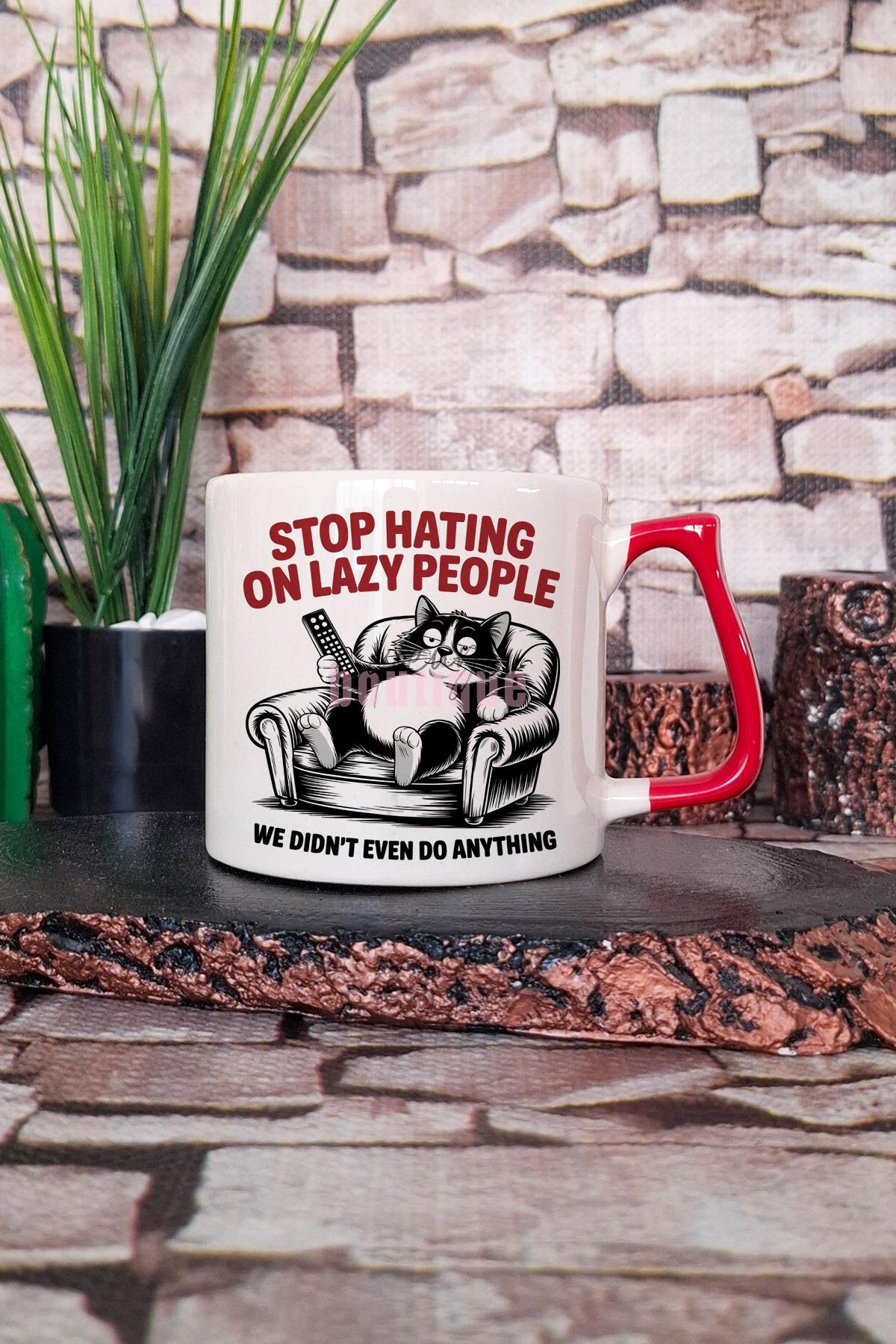 Kedi Komik Esprili Kedisever Kedi Sahibi Eğlenceli Hediyelik Kulplu Kupa Bardak