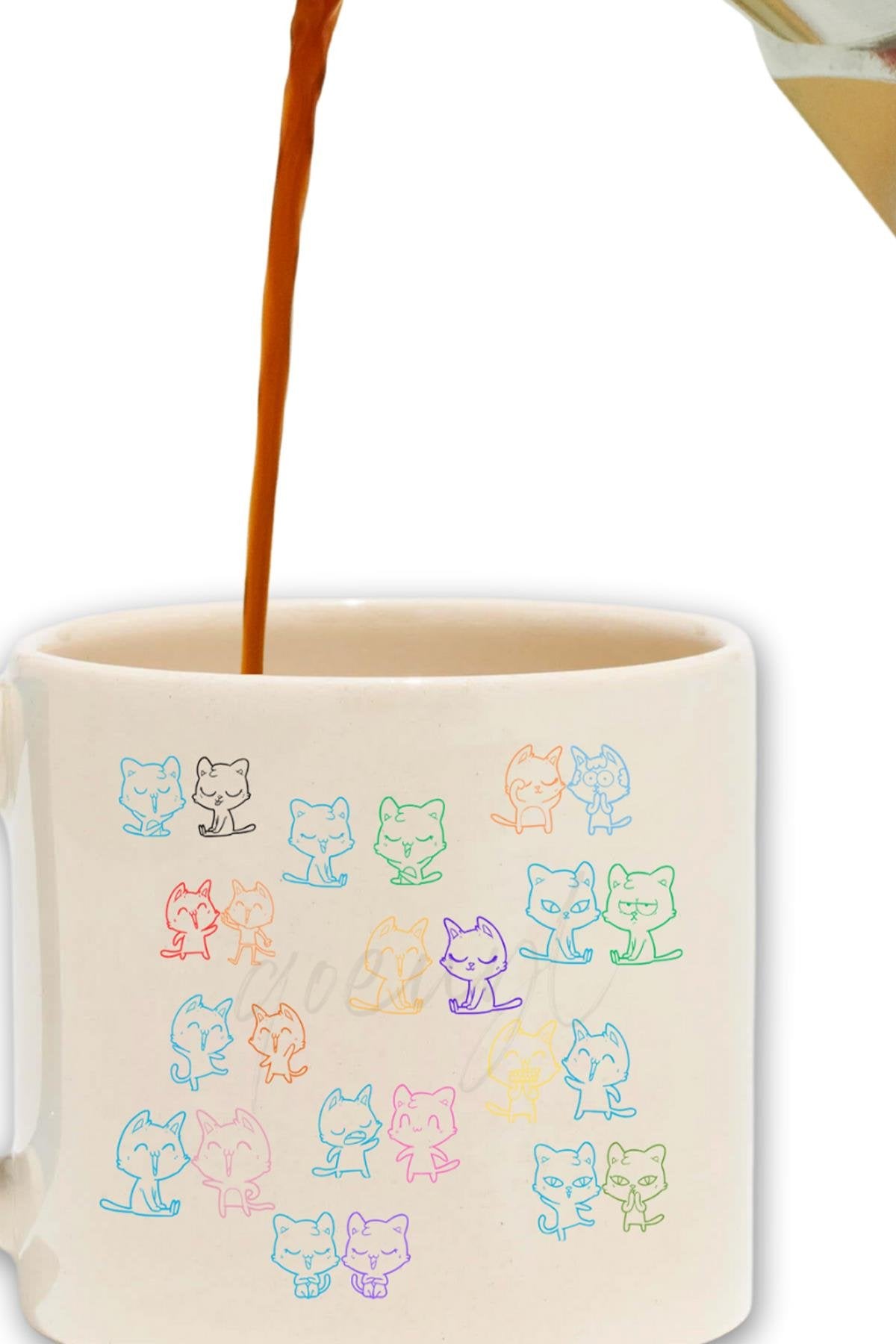 Kediler Mahallesi Baskılı Hediyelik Renkli Kulplu Modern Seramik Kupa