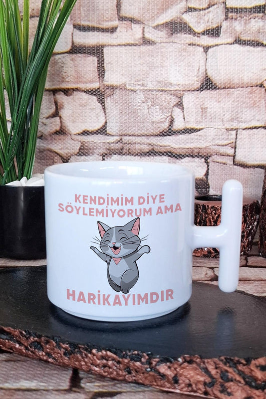 Kendimim Diye Söylemiyorum Ama Harikayımdır Eğlenceli Baskılı T Kulplu Latte Fincanı Kupa Bardak