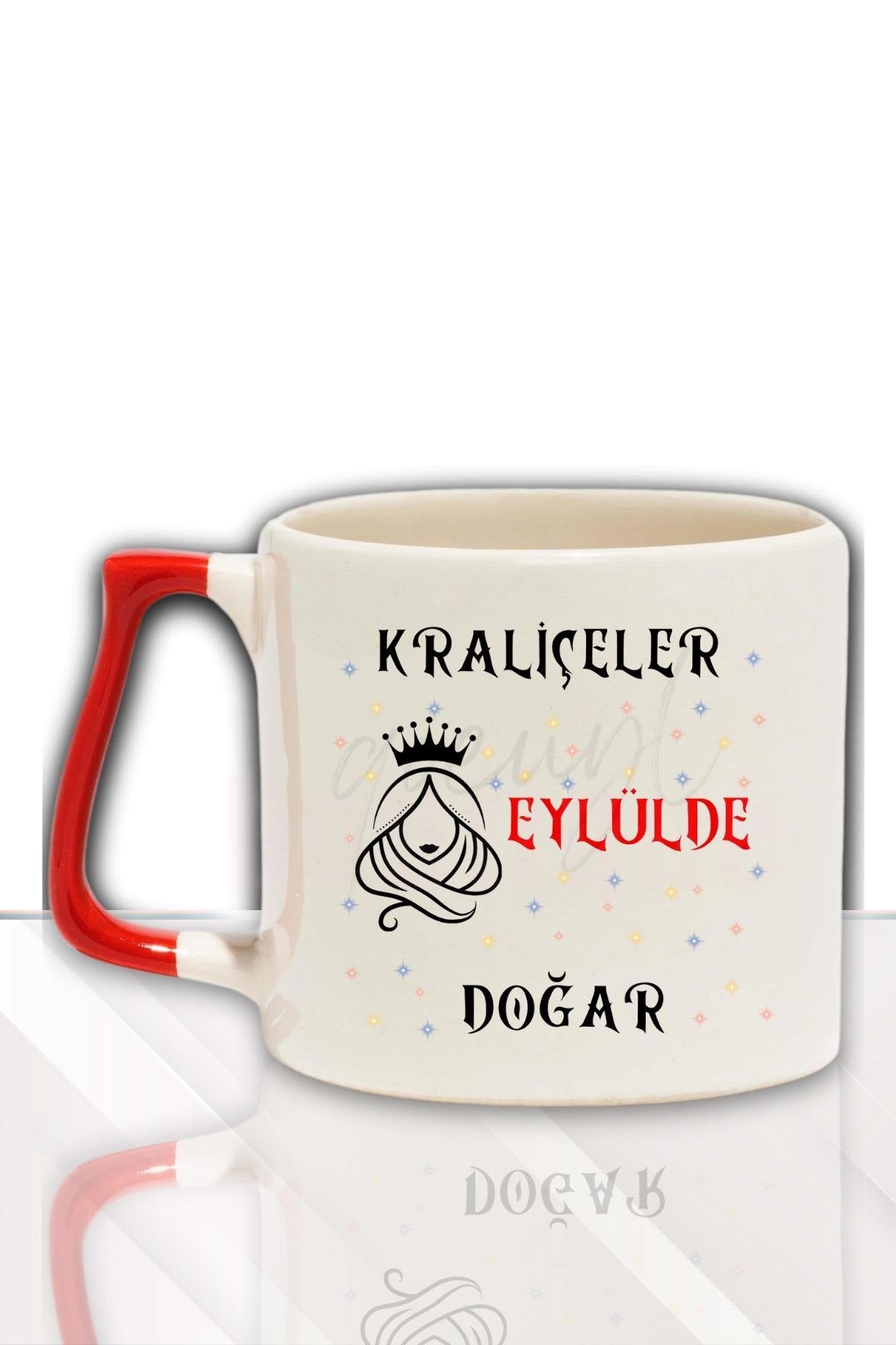 Kırmızı Kulplu Kraliçeler Ocakda Doğar Baskılı Arkadaş, Sevgiliye Doğum Günü Hediyelik Kupa Bardak