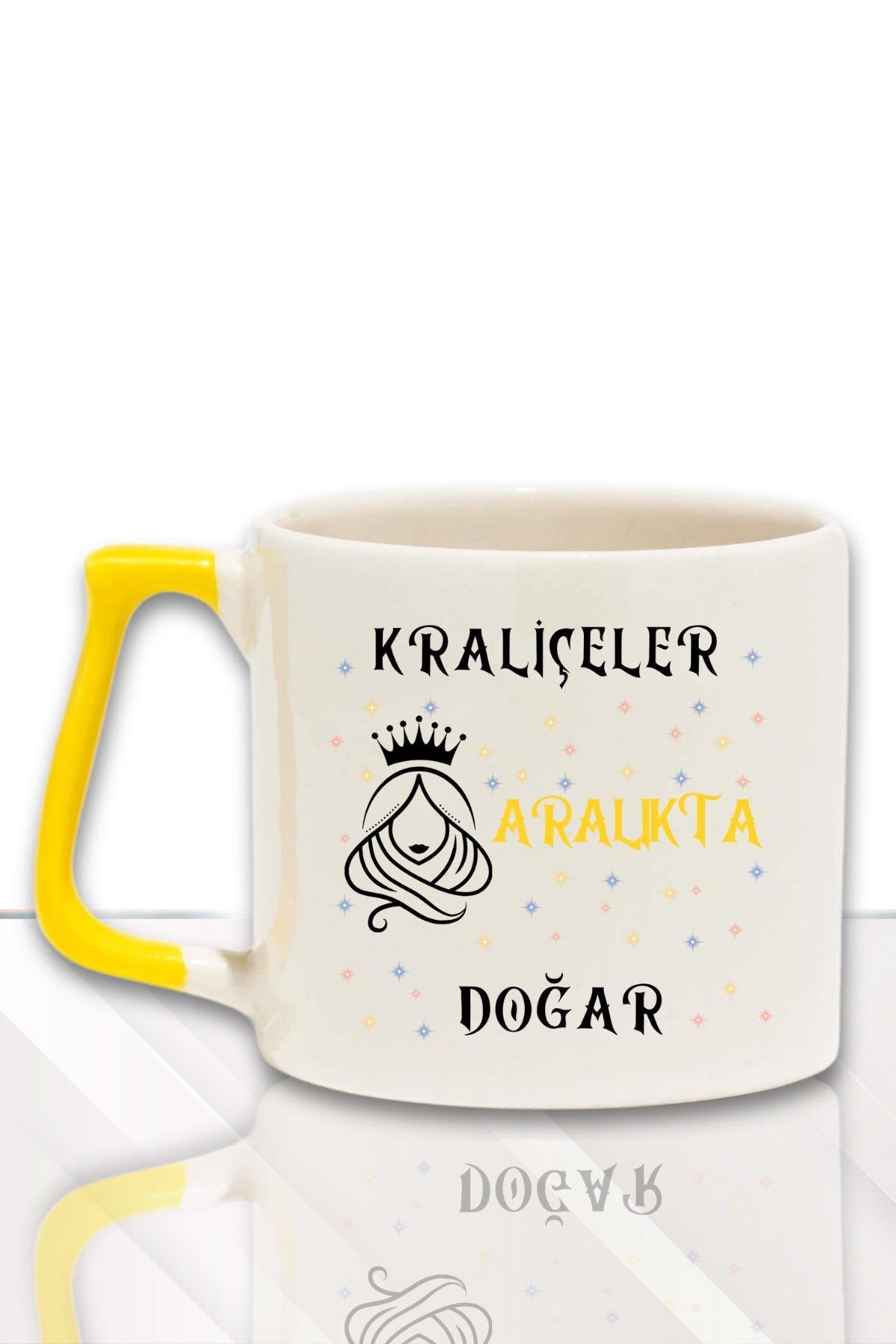 Kırmızı Kulplu Kraliçeler Ocakda Doğar Baskılı Arkadaş, Sevgiliye Doğum Günü Hediyelik Kupa Bardak