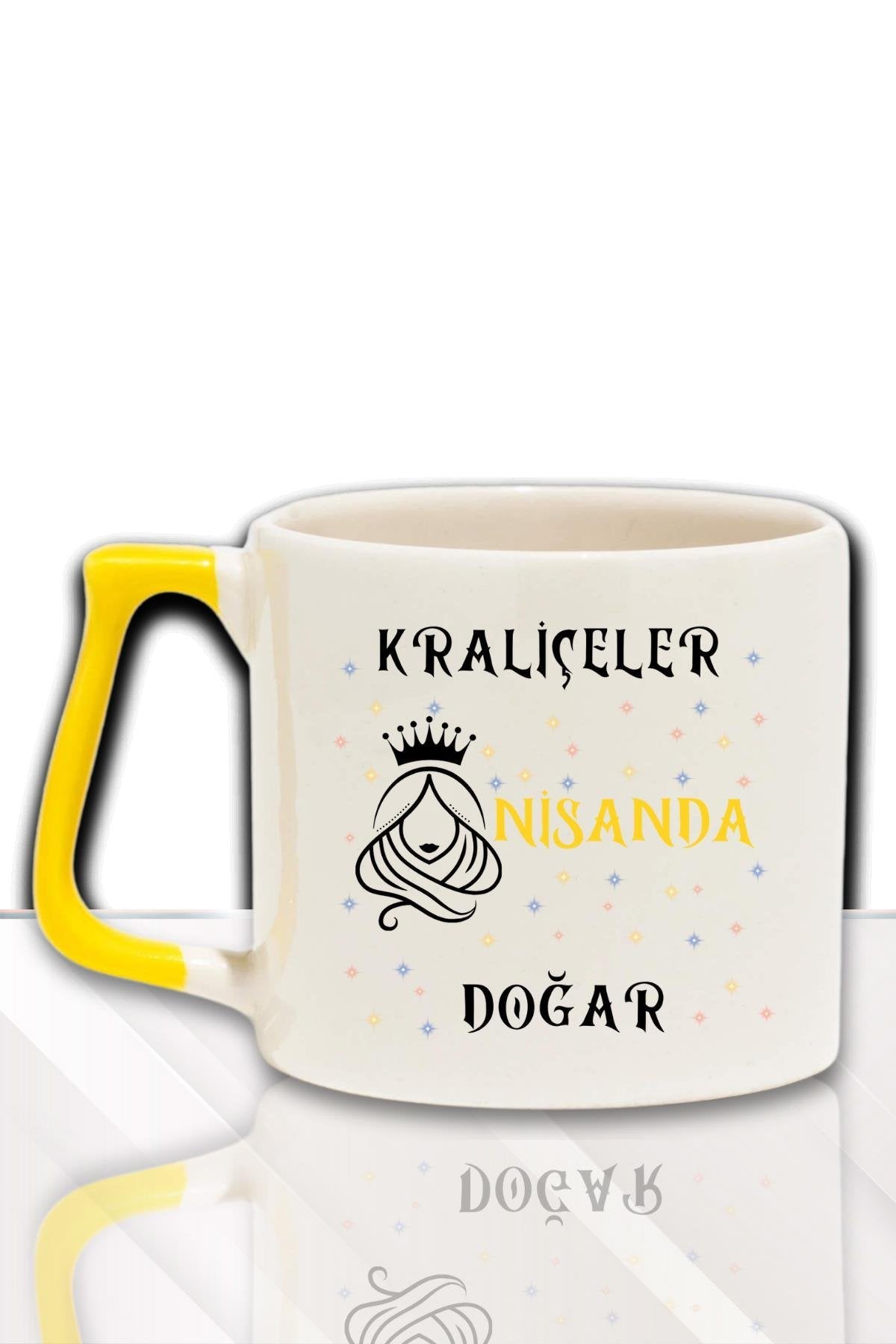 Kırmızı Kulplu Kraliçeler Ocakda Doğar Baskılı Arkadaş, Sevgiliye Doğum Günü Hediyelik Kupa Bardak