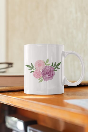 Minimalist Pembe ve Mor Gül Baskılı Beyaz Kupa Bardak