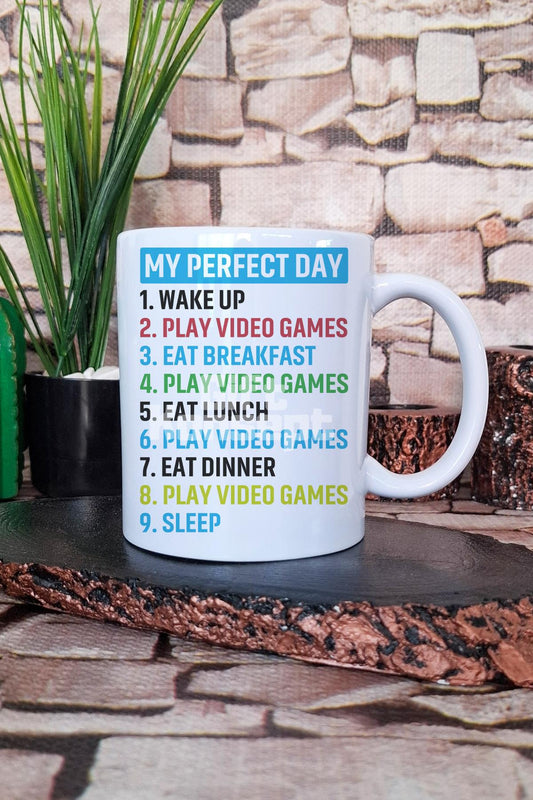 "My Perfect Day Black Classic Fit Gamer" İdeal Gün Hediyelik Baskılı Çay Kahve Sunum Kupa Bardak