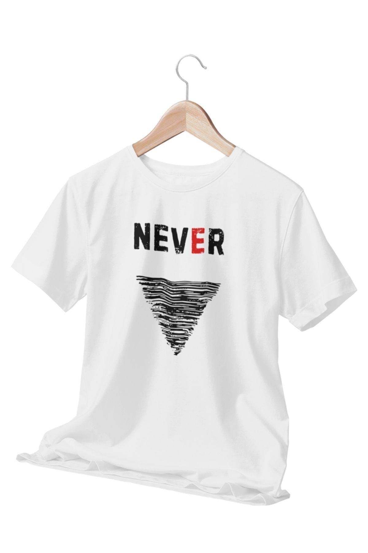 NEVER Temalı Beyaz T-Shirt
