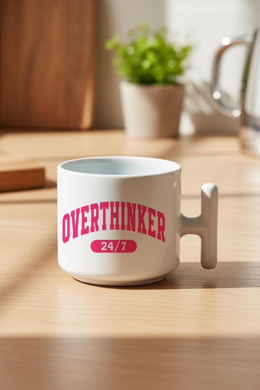 Overthinker 7/24 Baskılı Hediyelik T Kulplu Latte Fincanı Kupa Bardak